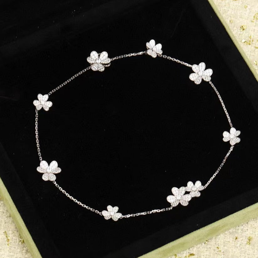 [Together]FRIVOLE SILVER 9 FLOWERS NECKLACE