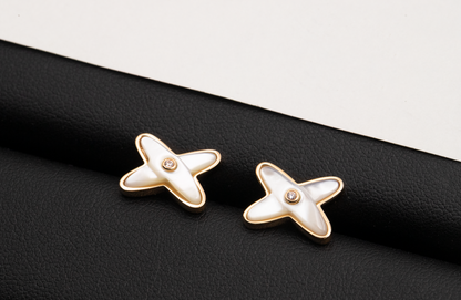 [Together Jewelry]JEUX DE WHITE MOP ROSE GOLD DIAMOND EARRINGS