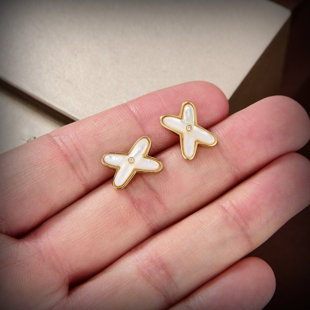 [Together Jewelry]JEUX DE WHITE MOP GOLD DIAMOND EARRINGS