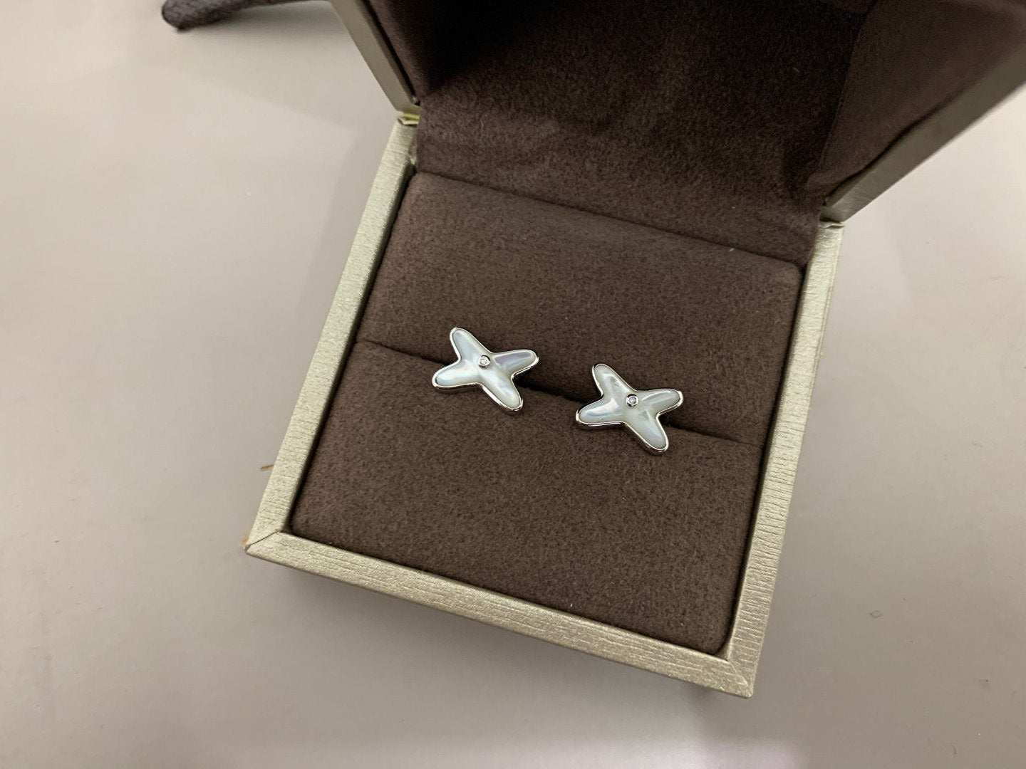 [Together Jewelry]JEUX DE WHITE MOP SILVER DIAMOND EARRINGS
