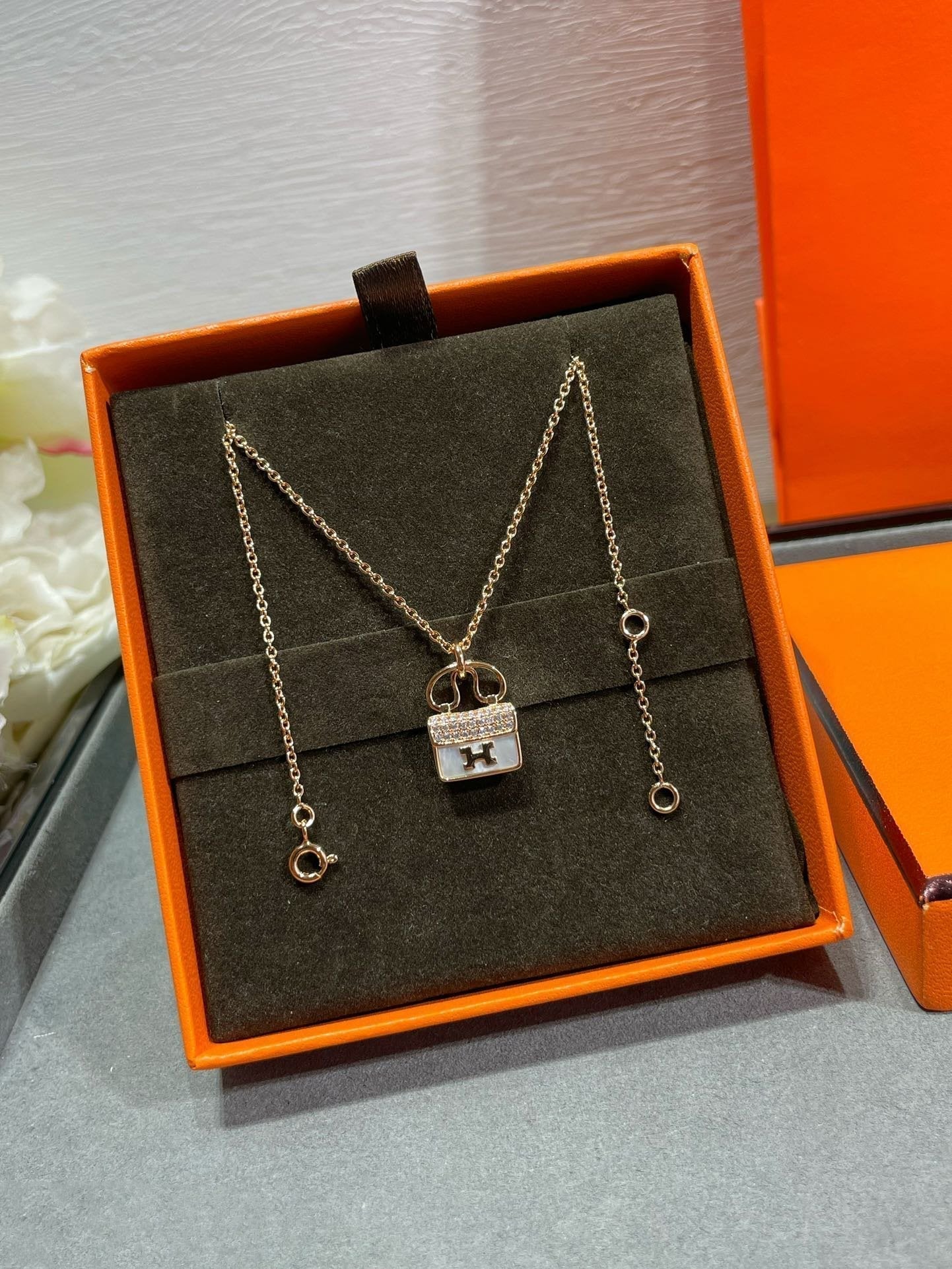 [Together Jewelry]H CIRCE MOISSANITE PENDANT NECKLACE GOLD