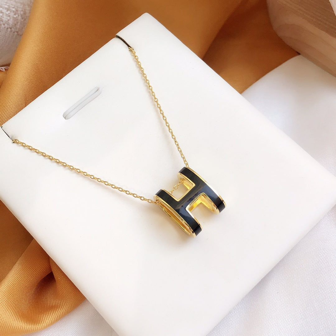 [Together Jewelry]HM CLIC BLACK ENAMEL GOLD NECKLACE