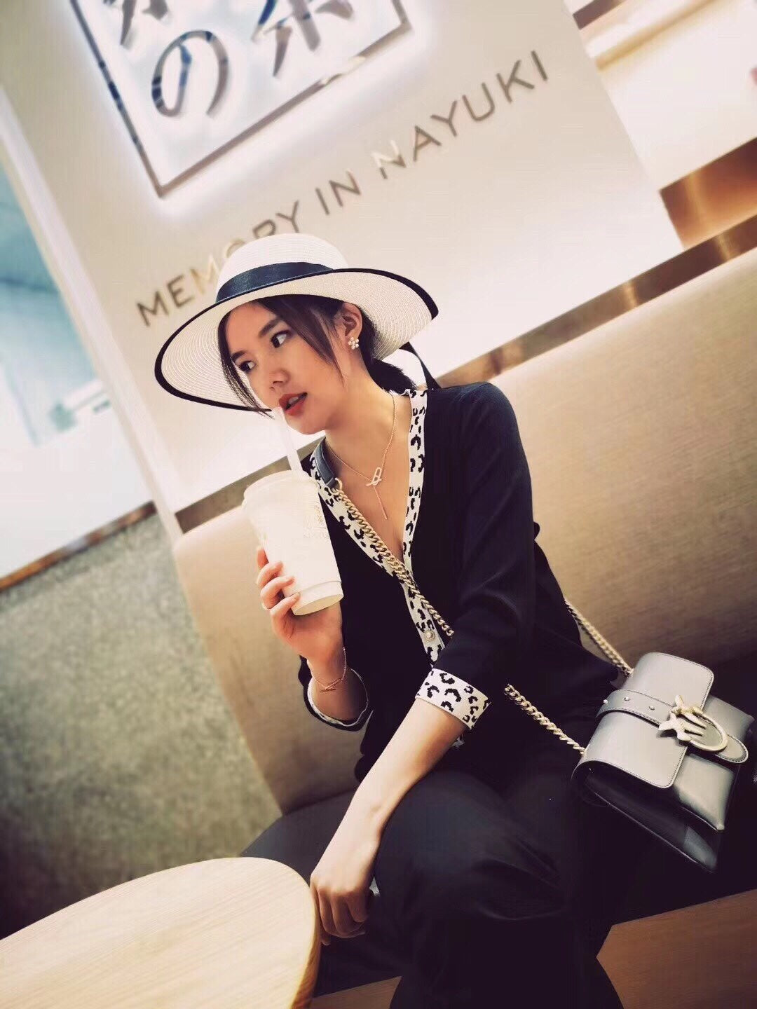 [Together Jewelry]HM FIRE PIG NOSE NECKLACE TRENDY STREET