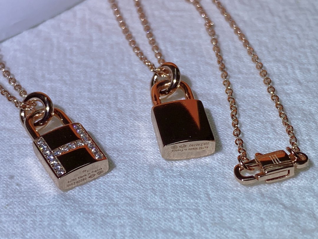 [Together Jewelry]HM ADVANCED NICHE LOCK HEAD NECKLACE DIAMONDS
