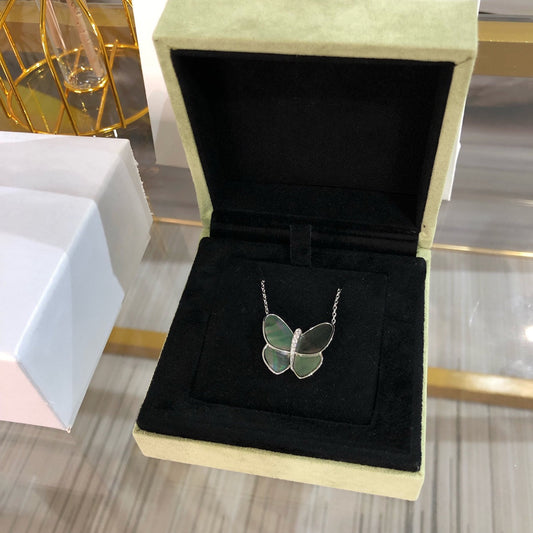 [Together]LARGE BUTTERFLY SILVER PENDANT DIAMOND NECKLACE